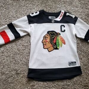 2016 Womens Chicago Blackhawks Winter Classic Captain Jonathan Toews Jersey Sz M